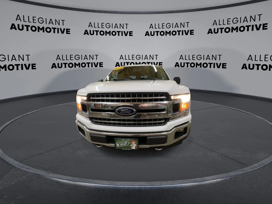 2019 Ford F150 SuperCrew Cab — detail view
