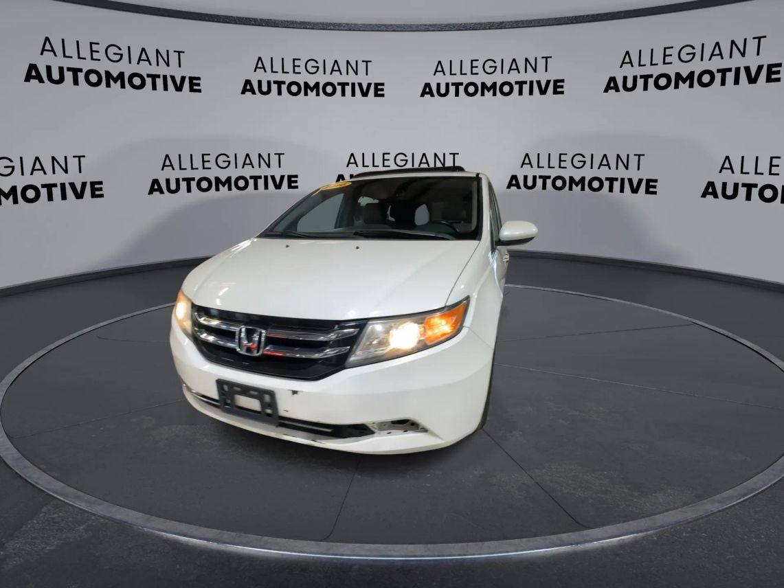 2016 Honda Odyssey — detail view