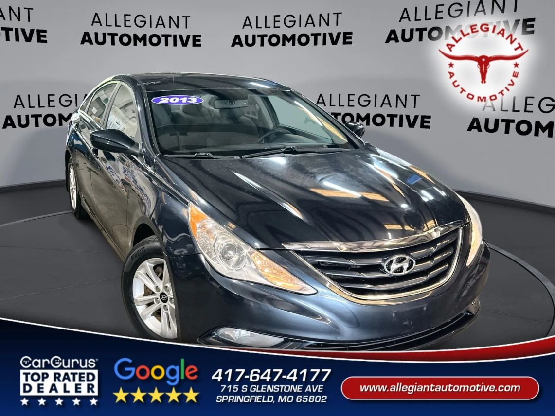 2013 Hyundai Sonata GLS Sedan 4D in Black — front three-quarter view