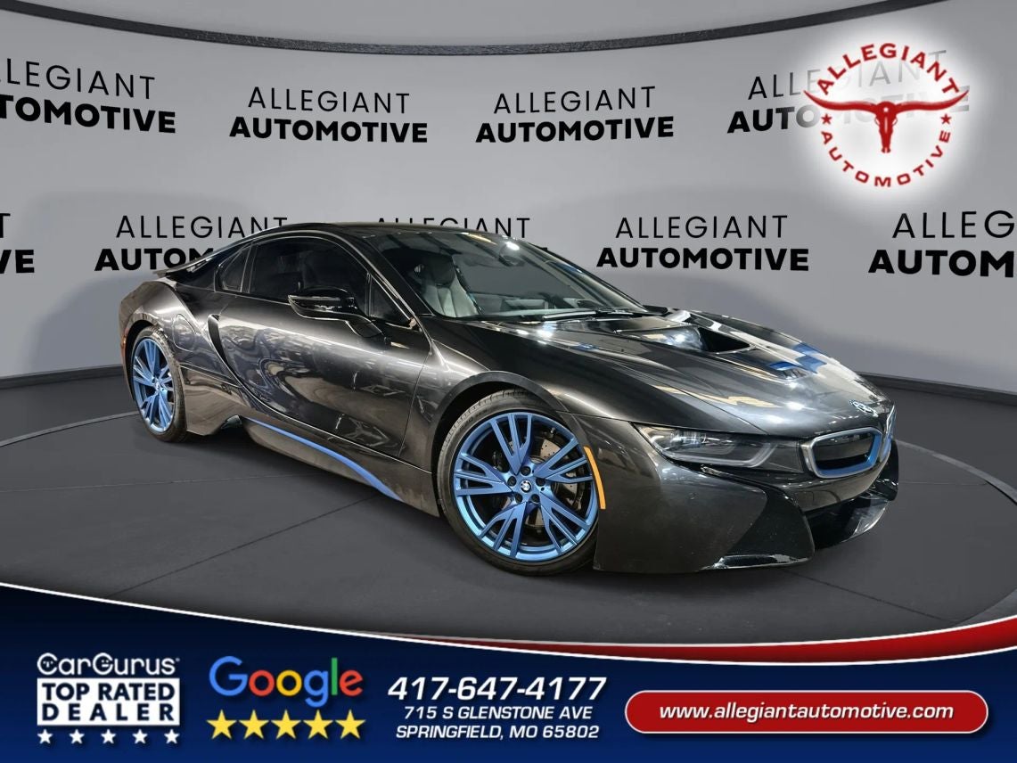 2015 BMW i8 Coupe 2D in Gray — front three-quarter view